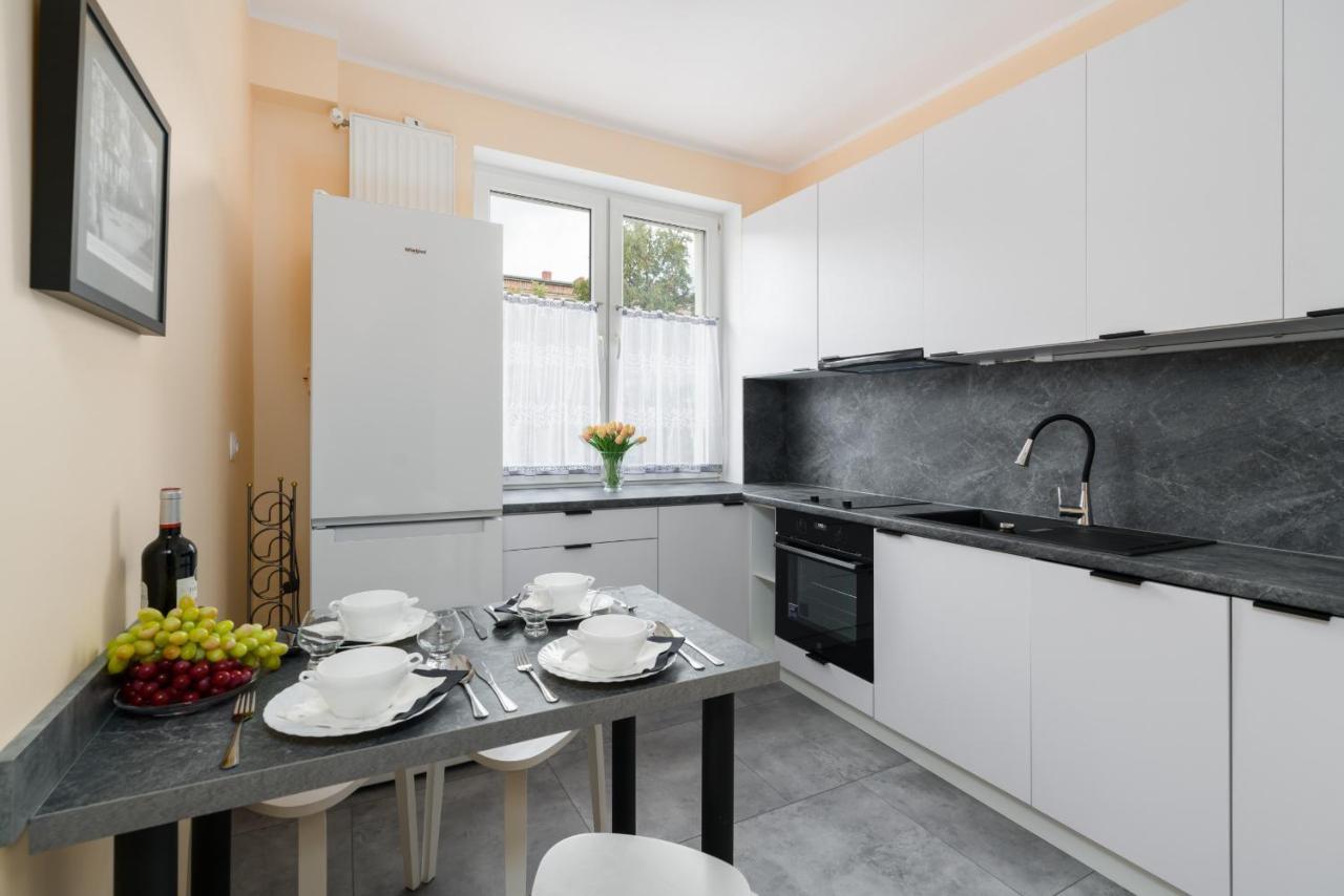Kosinskiego Apartment Poznan By Noclegi Renters Exterior photo
